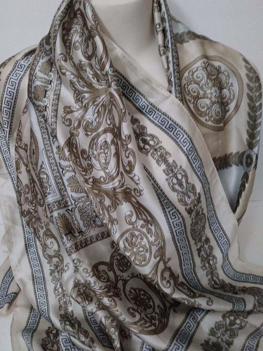 Jessica McClintock Rectangular Scarf Gold Medallion Designs